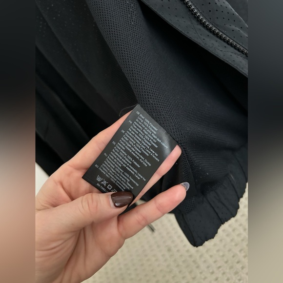 Helly Hansen Women’s Black Bomber Jacket - Picture 5 of 8